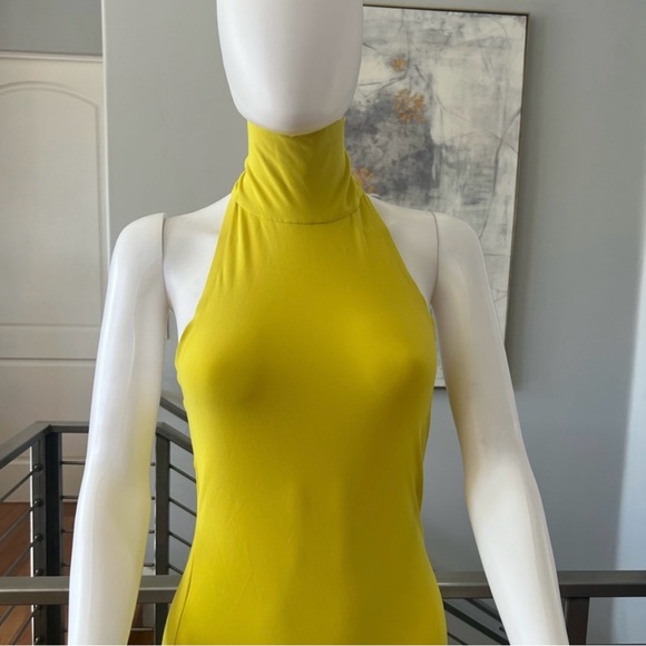 Norma Kamali halter turtle size slit gown in spring - Picture 2 of 8